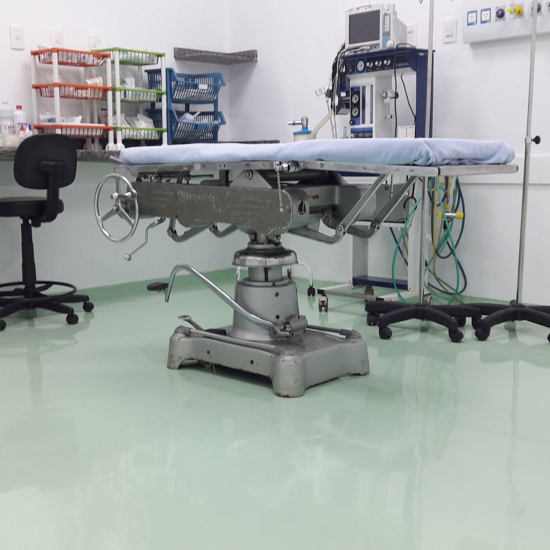 Piso-para-hospitais-e-laboratórios—auge-pisos